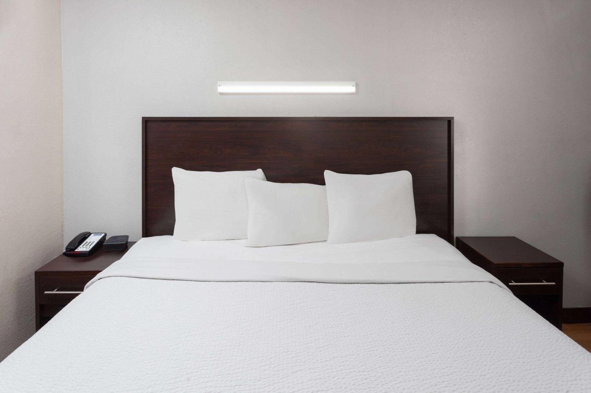 Travelodge By Wyndham Peoria Kültér fotó
