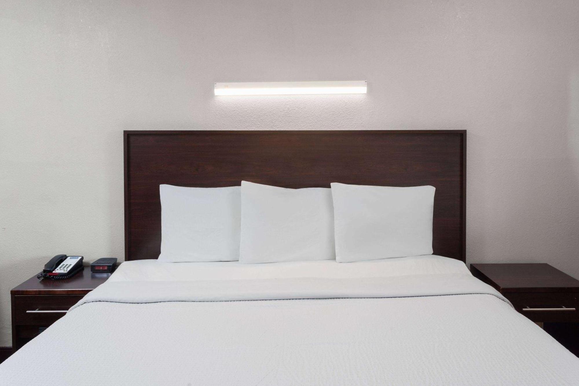 Travelodge By Wyndham Peoria Kültér fotó