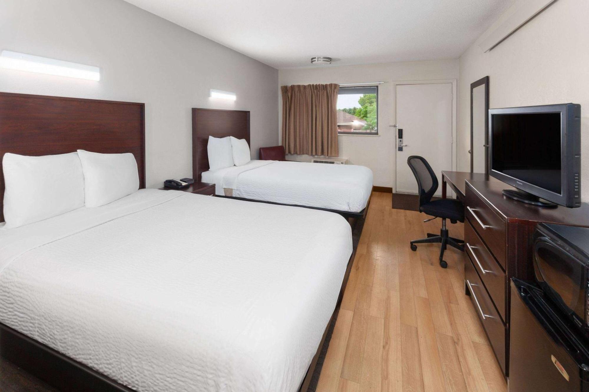 Travelodge By Wyndham Peoria Kültér fotó