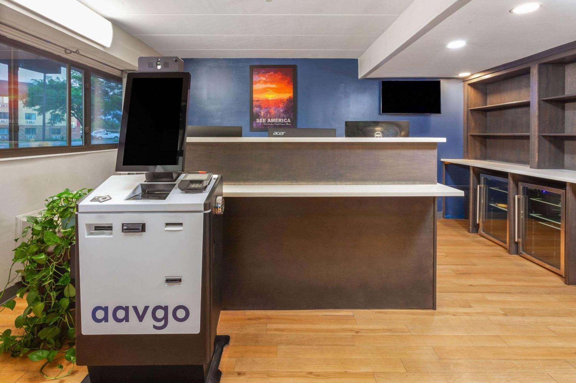 Travelodge By Wyndham Peoria Kültér fotó